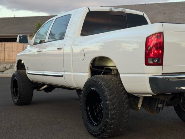 2006 RAM Megacab Laramie — photo 7