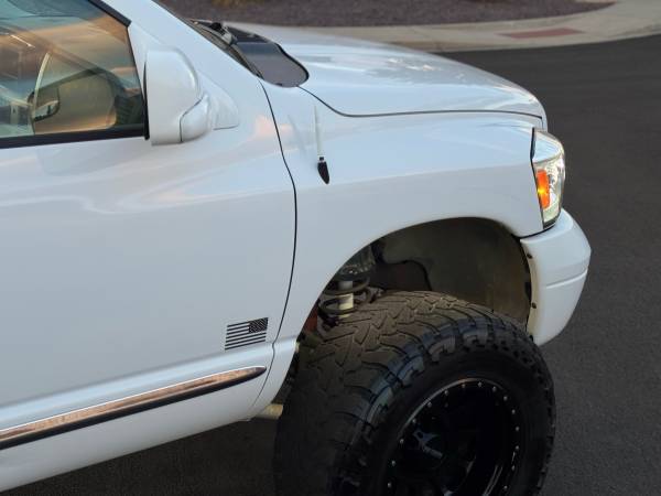 2006 RAM Megacab Laramie — photo 11