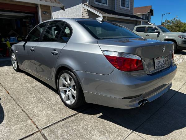 2005 BMW 545i Sports — photo 3