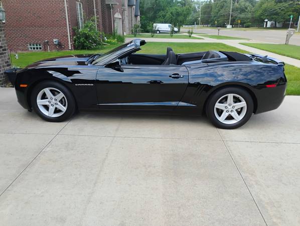 2012 Chevrolet Camaro 1LT — photo 11