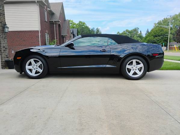 2012 Chevrolet Camaro 1LT — photo 2