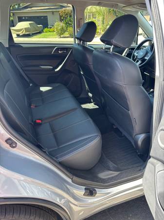 2017 Subaru Forest 5i — photo 3