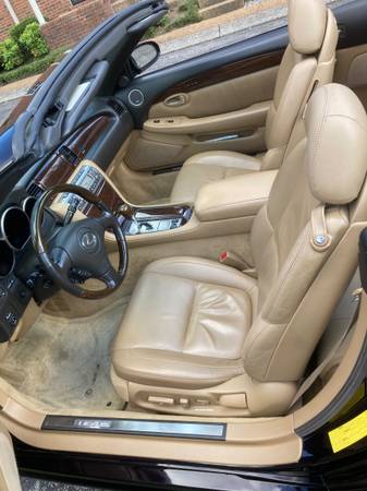 2008 Lexus SC 430 Base 2dr Convertible Automatic — photo 3