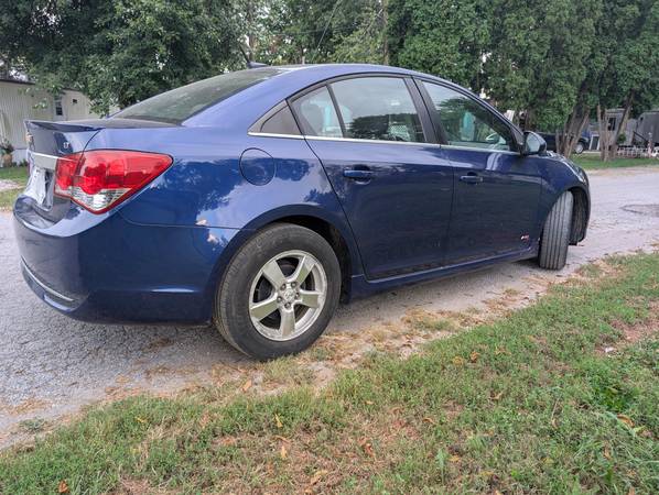 2013 Chevrolet Cruze LT 4dr Sedan Automatic — photo 3