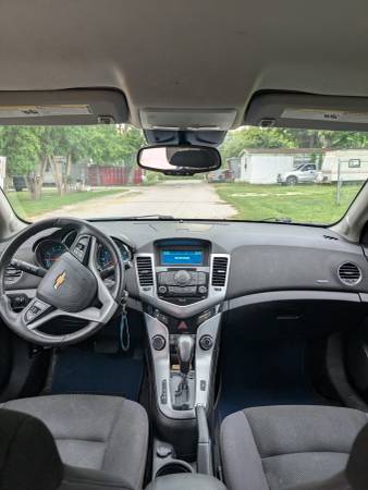 2013 Chevrolet Cruze LT 4dr Sedan Automatic — photo 9