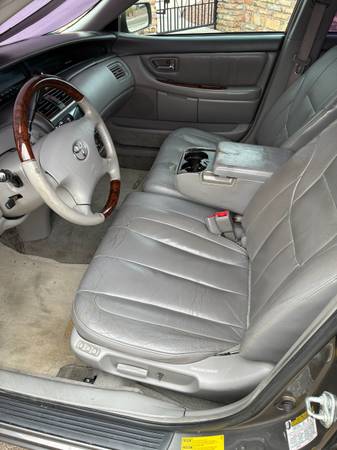 2004 Toyota Avalon XL 4dr Sedan Automatic — photo 3
