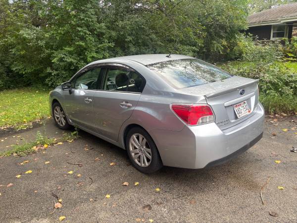 2016 Subaru Impreza 2.0i Premium 4dr All-wheel Drive Sedan Manual — photo 2