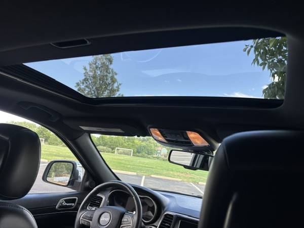 2014 Jeep Grand Cherokee Limited 4dr 4x2 Automatic — photo 9