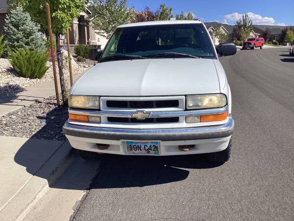 2002 Chevrolet S10 Farm — photo 1