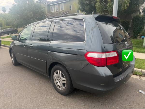 2006 Honda Odyssey LX Passenger Van Automatic — photo 1