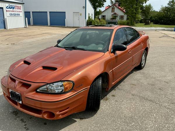 2004 Pontiac Grand AM GT 2dr Coupe Automatic — photo 3