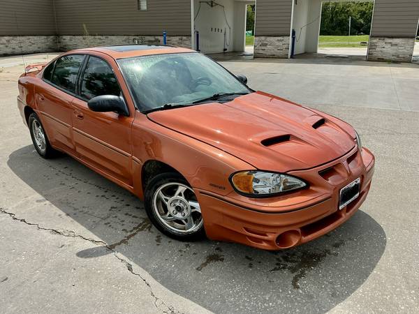 2004 Pontiac Grand AM GT 2dr Coupe Automatic — photo 1