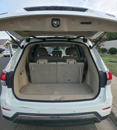 2015 Nissan Pathfinder S 4dr 4x4 CVT — photo 11