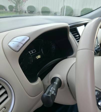 2015 Nissan Pathfinder S 4dr 4x4 CVT — photo 9