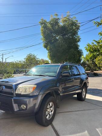 2007 Toyota 4runner SR5 V6 4x2 Automatic — photo 2