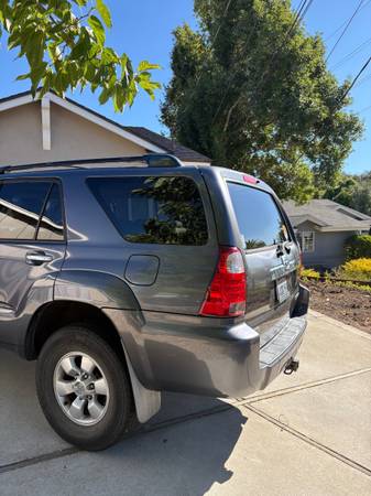 2007 Toyota 4runner SR5 V6 4x2 Automatic — photo 3