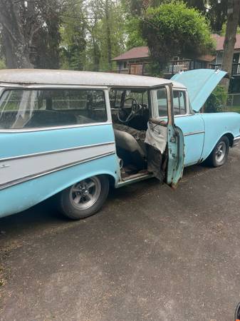 1957 Chevrolet Wagon — photo 3