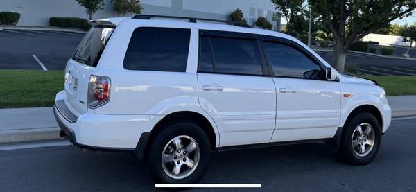 2007 Honda Pilot LX 4dr 4x4 Automatic — photo 4