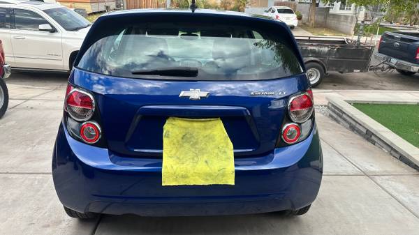 2014 Chevrolet Sonic LT Manual 4dr Hatchback Manual — photo 5