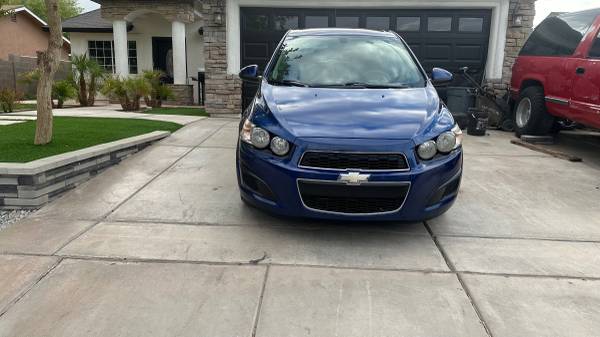 2014 Chevrolet Sonic LT Manual 4dr Hatchback Manual — photo 6