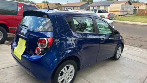 2014 Chevrolet Sonic LT Manual 4dr Hatchback Manual — photo 4