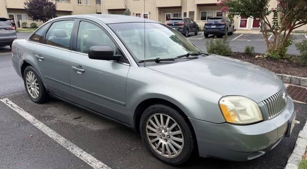 2005 Mercury Montego Premier 4dr Front-wheel Drive Sedan Automatic — photo 1