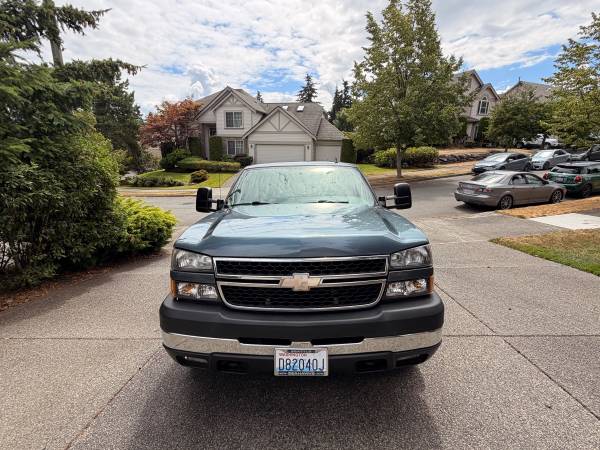 2007 Chevrolet Silverado 2500hd Work Truck — photo 4