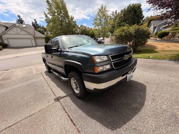 2007 Chevrolet Silverado 2500hd Work Truck — photo 3