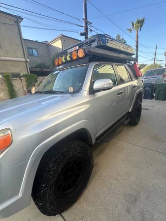 2012 Toyota 4runner Limited 4dr 4x2 Automatic — photo 1