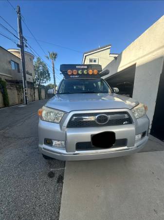 2012 Toyota 4runner Limited 4dr 4x2 Automatic — photo 2