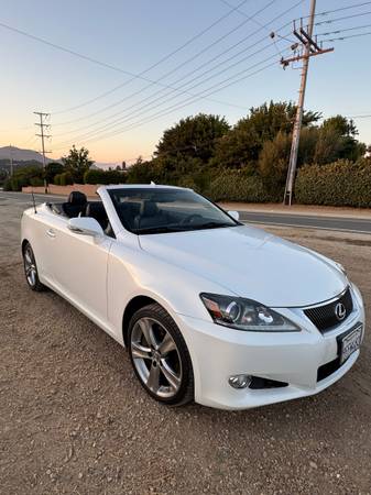2012 Lexus IS 350c Base — photo 9