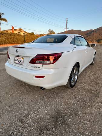 2012 Lexus IS 350c Base — photo 5