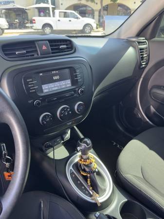 2017 KIA Soul + 4dr Hatchback Automatic — photo 12