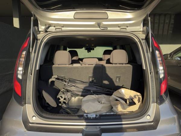 2017 KIA Soul + 4dr Hatchback Automatic — photo 9