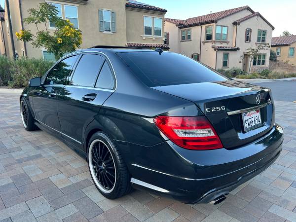 2012 Mercedes-Benz C250 — photo 6