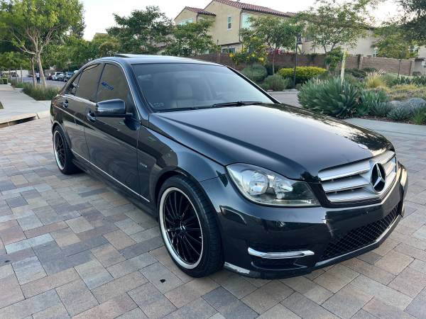 2012 Mercedes-Benz C250 — photo 1