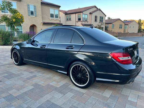2012 Mercedes-Benz C250 — photo 7