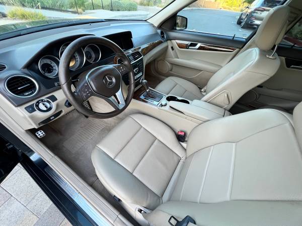 2012 Mercedes-Benz C250 — photo 9