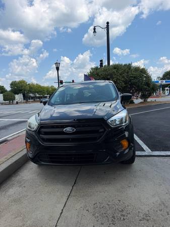 2017 Ford Escape SE — photo 1