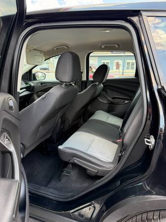 2017 Ford Escape SE — photo 8