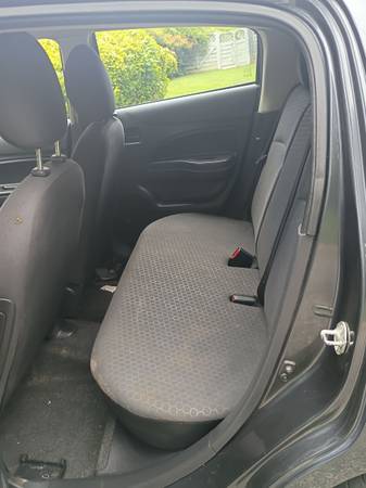 2015 Mitsubishi Mirage RF 4dr Hatchback CVT — photo 5