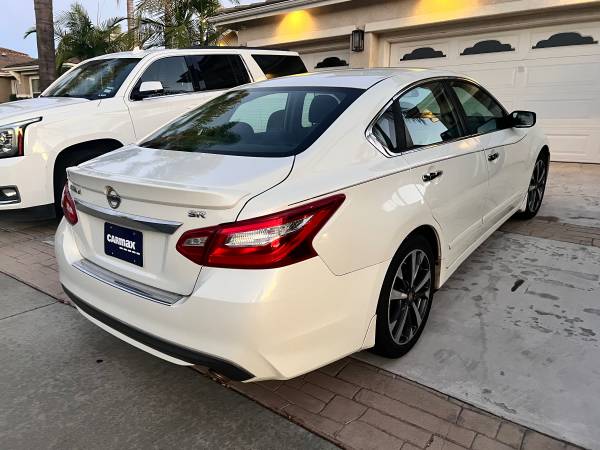 2016 Nissan Altima 2.5 SR — photo 5