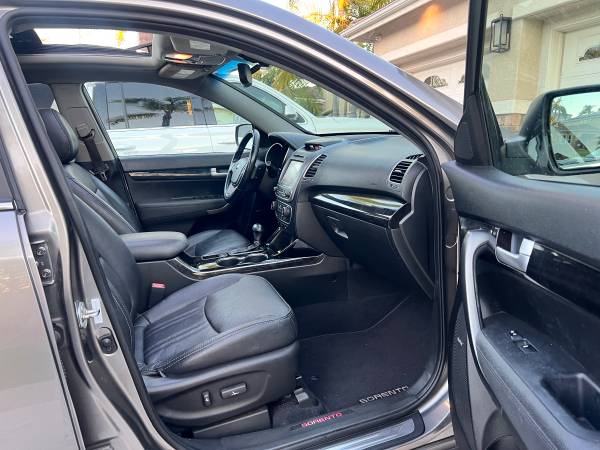 2014 KIA Sorento SX — photo 10