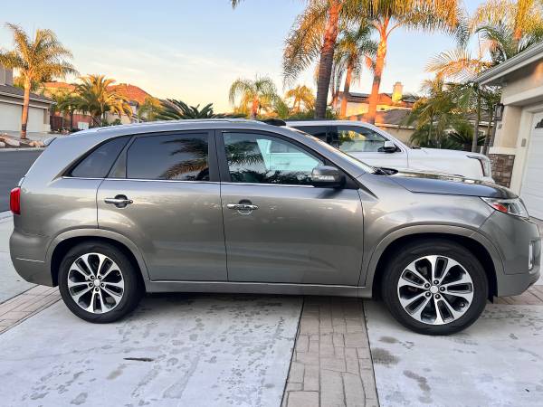 2014 KIA Sorento SX — photo 6