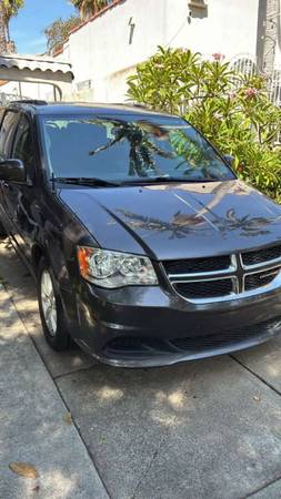 2016 Dodge Grand Caravan SE — photo 1
