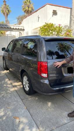 2016 Dodge Grand Caravan SE — photo 7