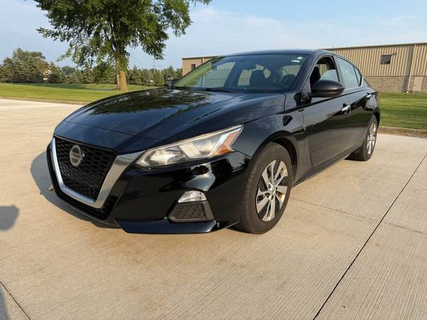2020 Nissan Altima 2.5 S 4dr All-Wheel Drive Sedan CVT — photo 3