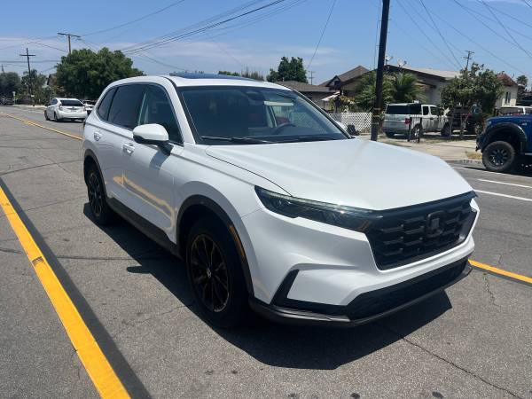 2024 Honda Crv Ex — photo 2