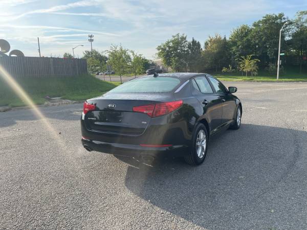 2013 KIA Optima LX — photo 8