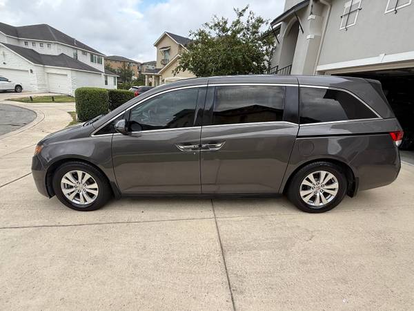 2015 Honda Odyssey EX-L Passenger Van Automatic — photo 4